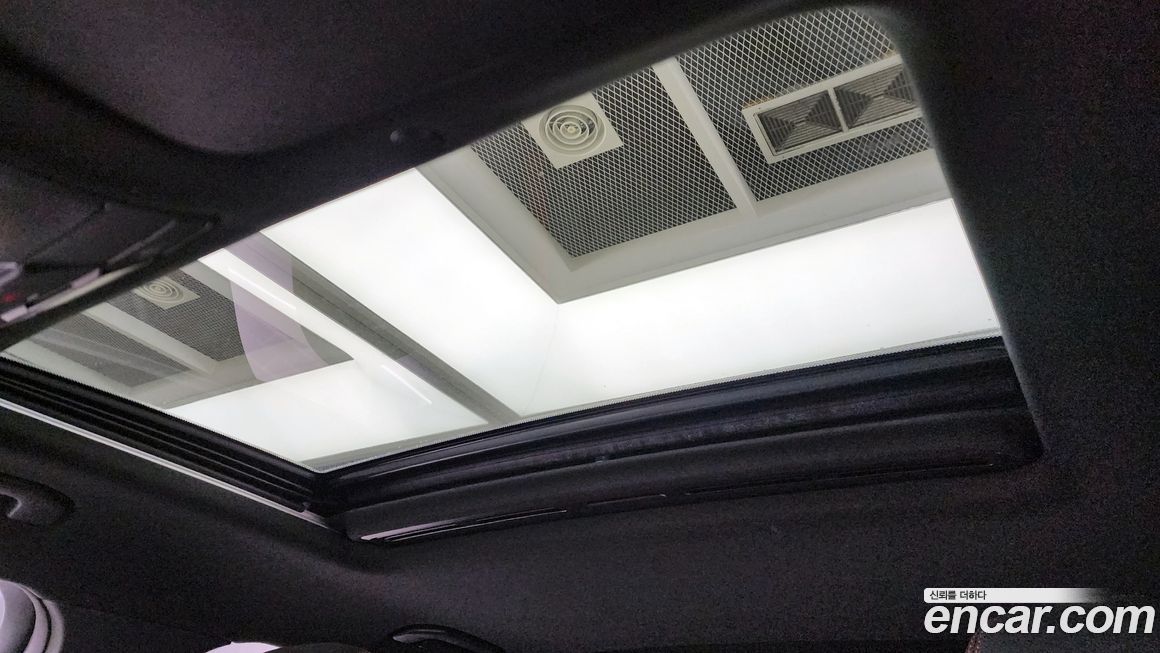 Mercedes-Benz GLC-Class 2021