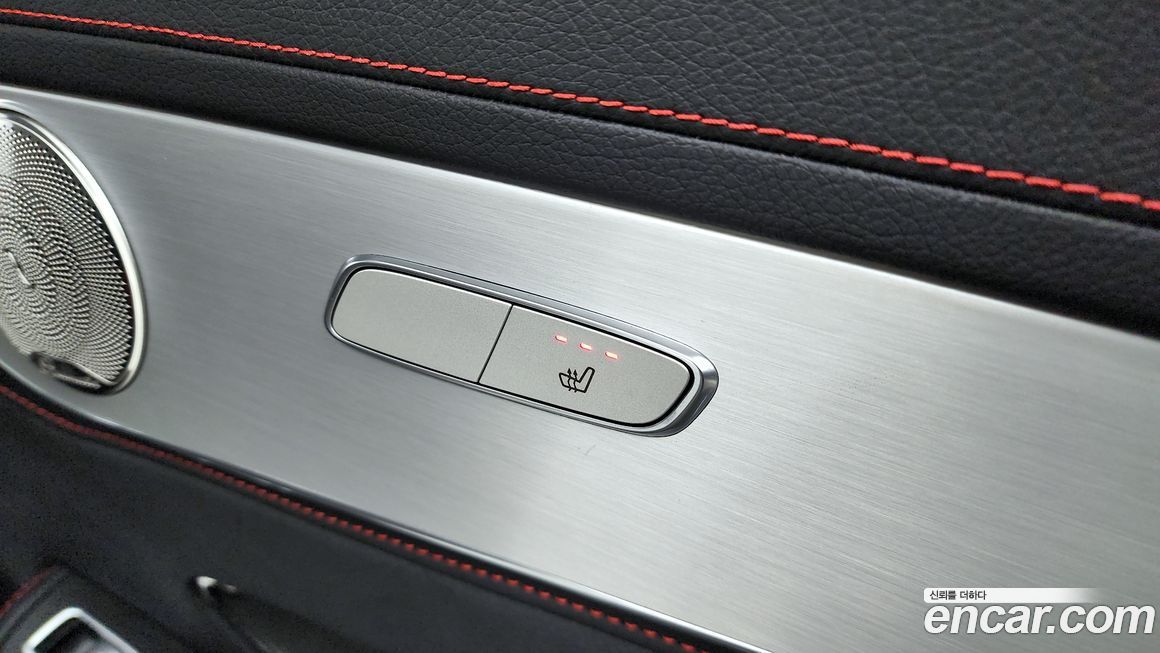 Mercedes-Benz GLC-Class 2021