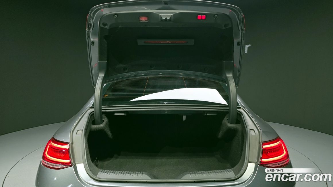 Mercedes-Benz CLS-Class 2020