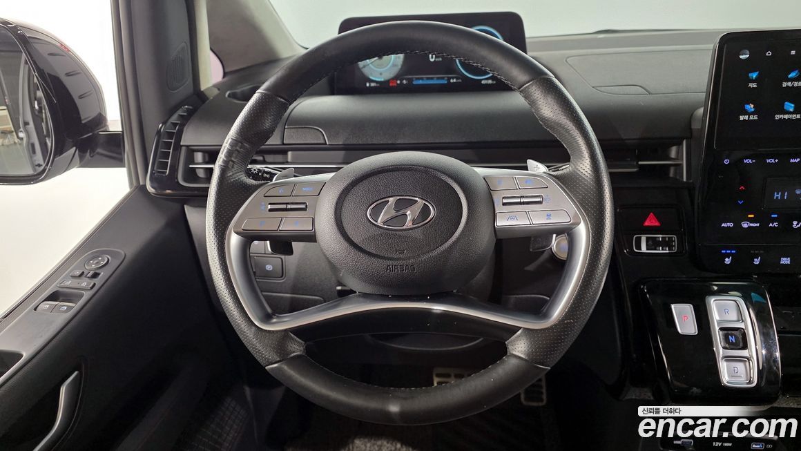 Hyundai Staria 2022