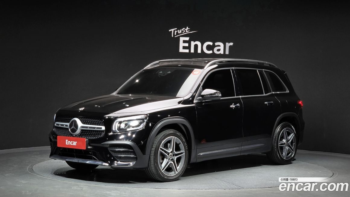 Mercedes-Benz GLB-Class 2023