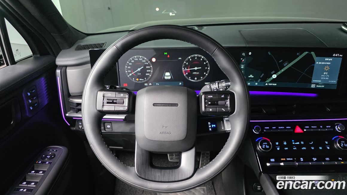 Hyundai Santafe 2025