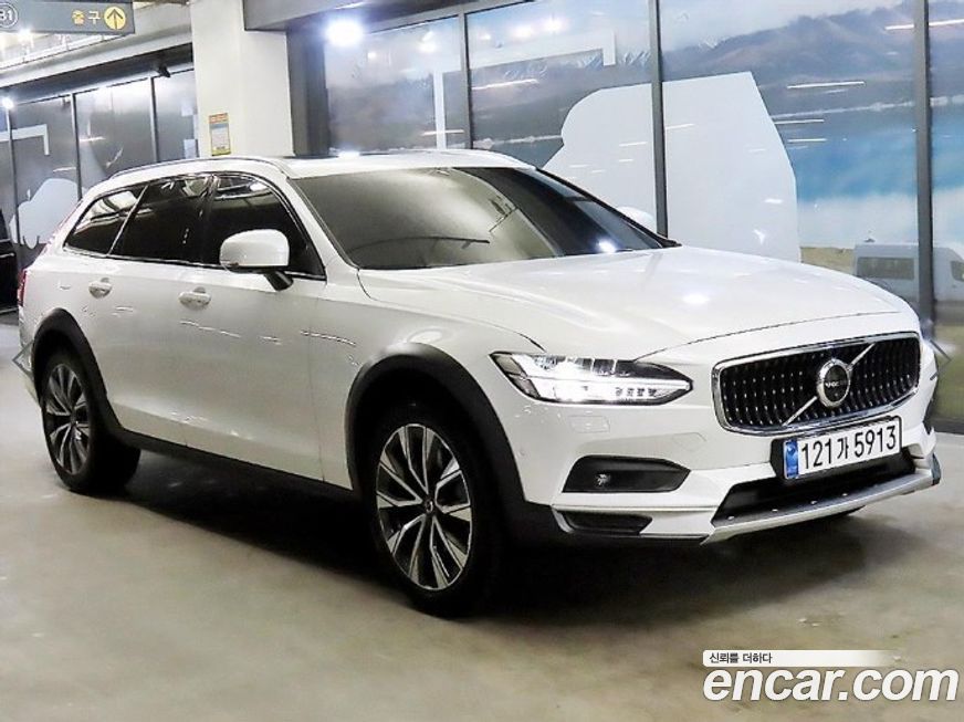 Volvo V90 2021
