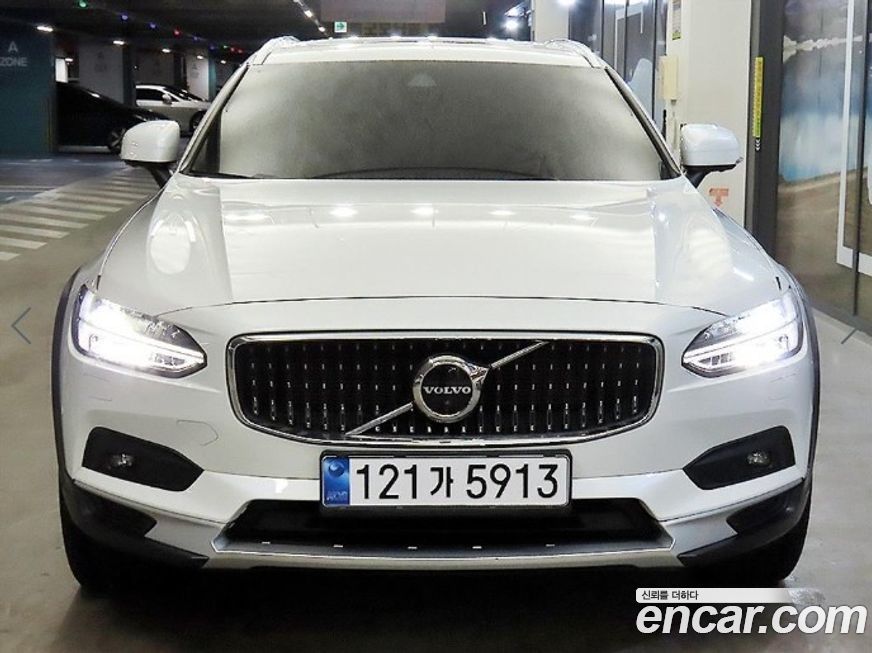 Volvo V90 2021