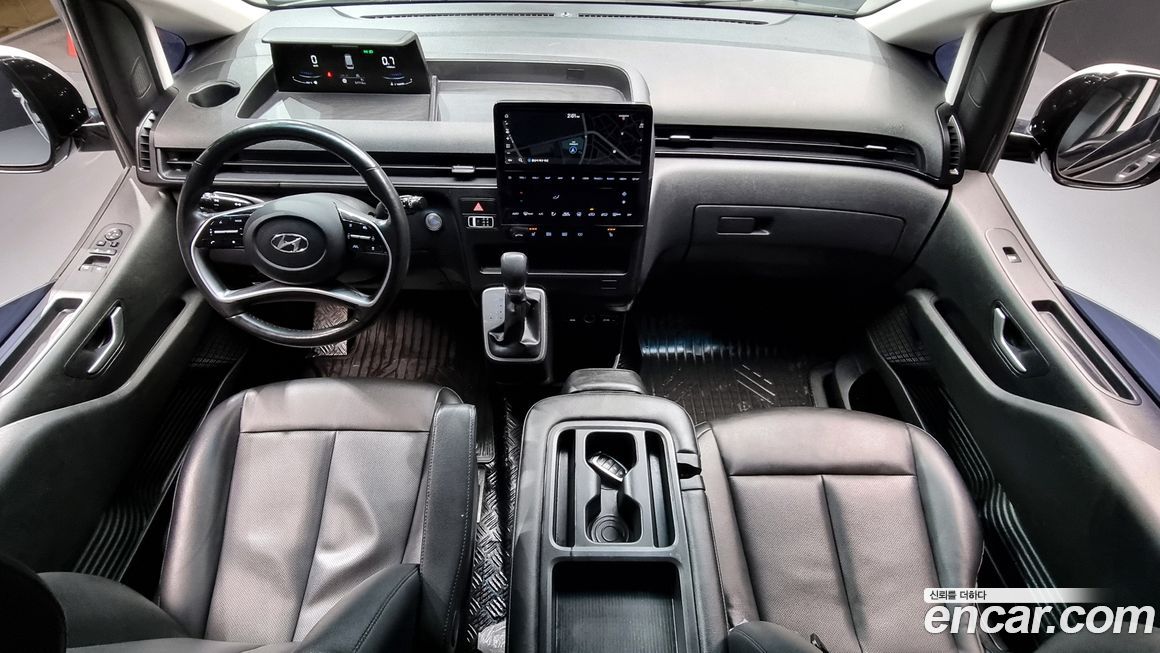 Hyundai Staria 2023