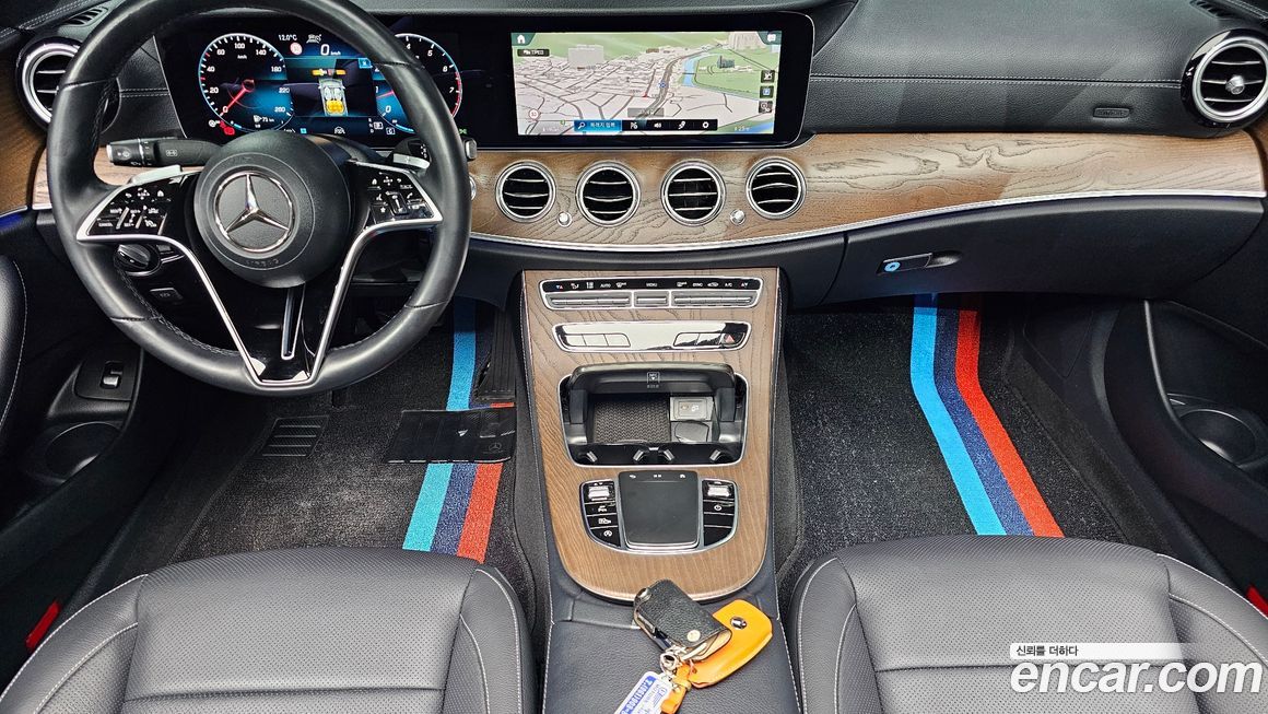 Mercedes-Benz E-Class 2021