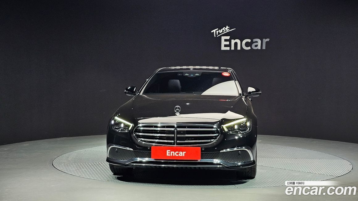 Mercedes-Benz E-Class 2021