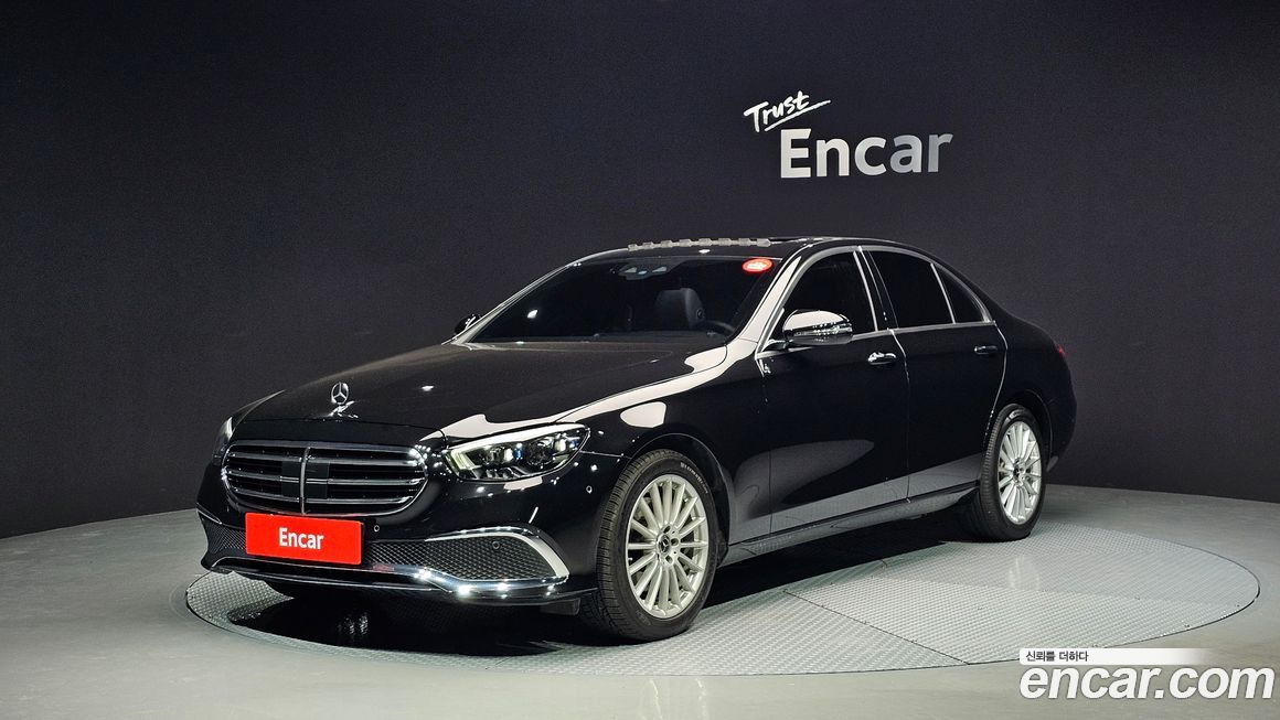 Mercedes-Benz E-Class 2021