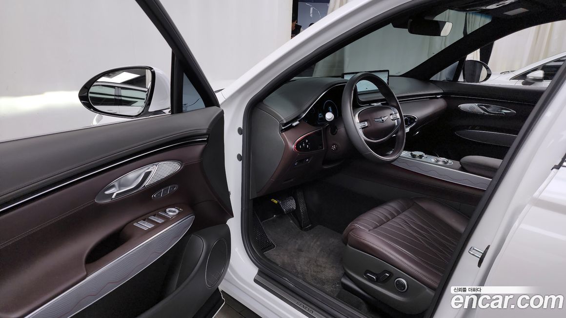 Genesis GV70 2024