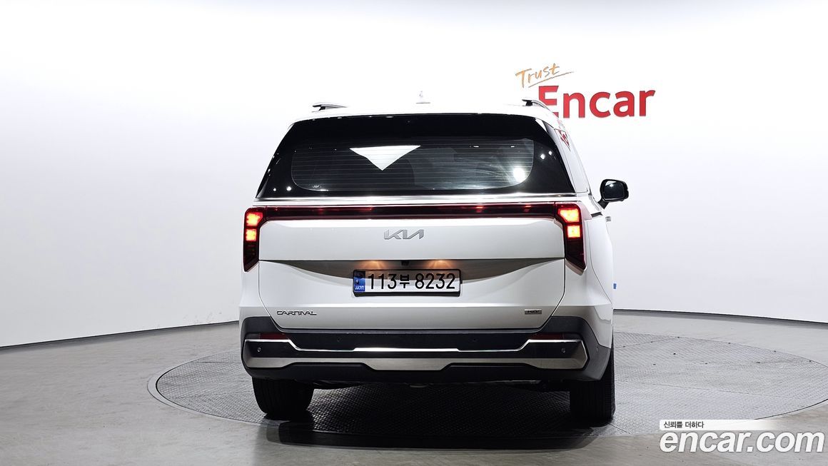 Kia Canival 2025