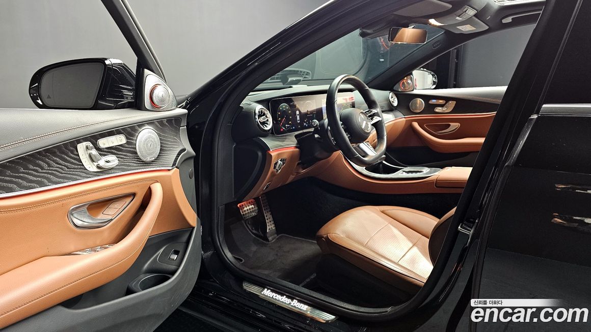 Mercedes-Benz E-Class 2021