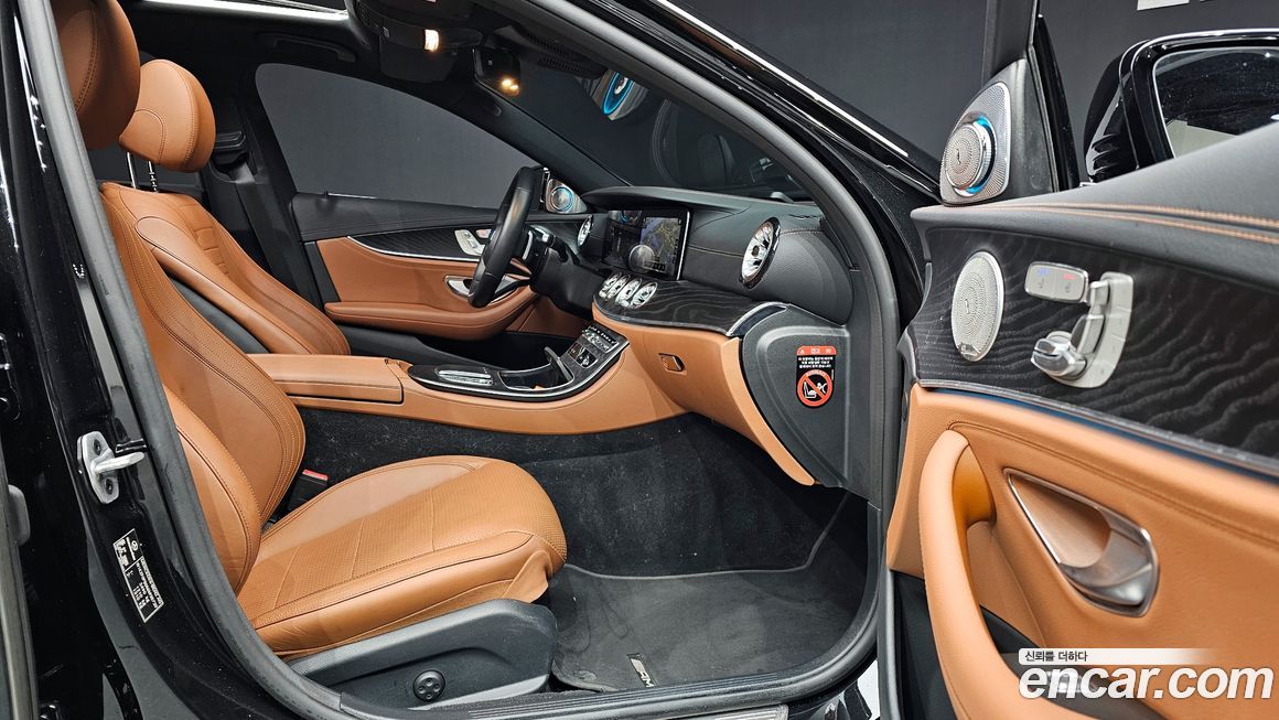 Mercedes-Benz E-Class 2021