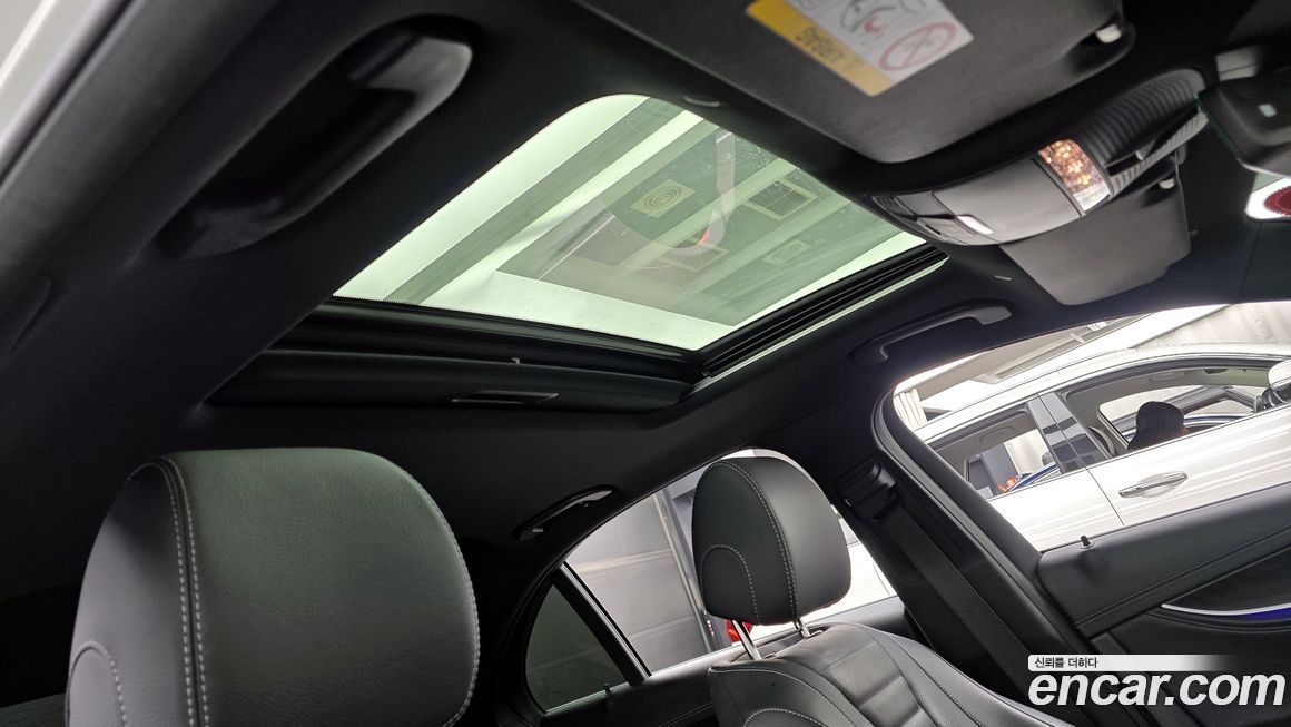 Mercedes-Benz E-Class 2023