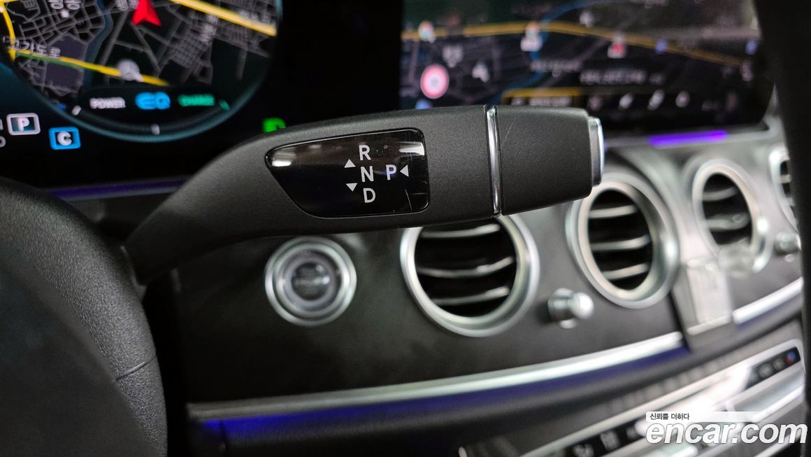 Mercedes-Benz E-Class 2023