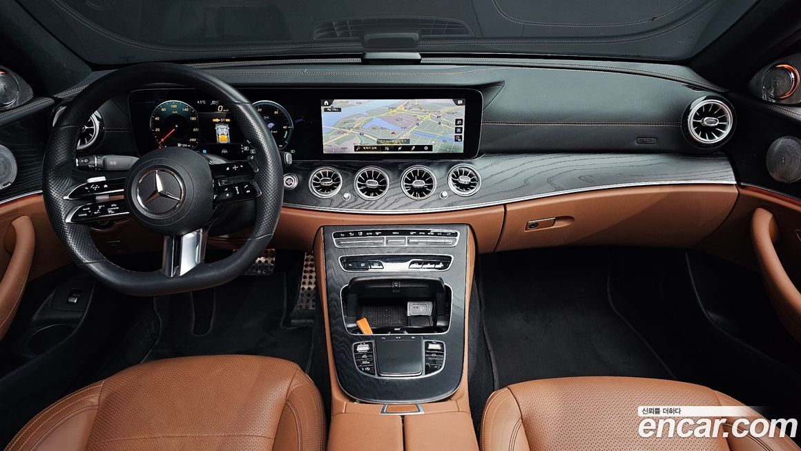 Mercedes-Benz E-Class 2021
