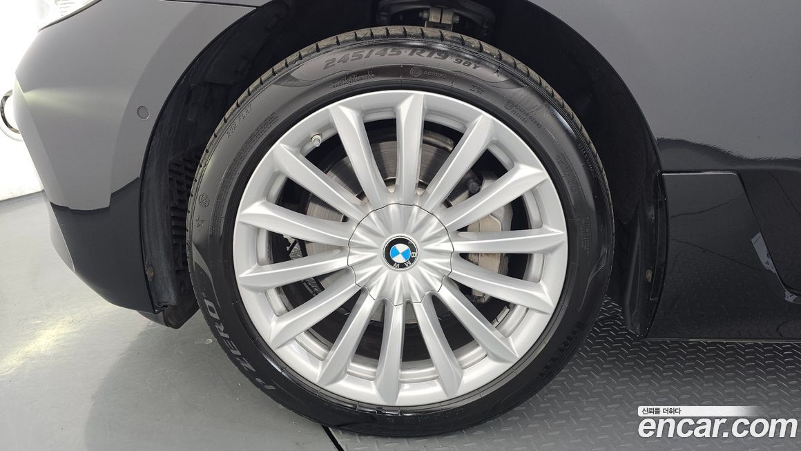 BMW Gran Turismo 2023