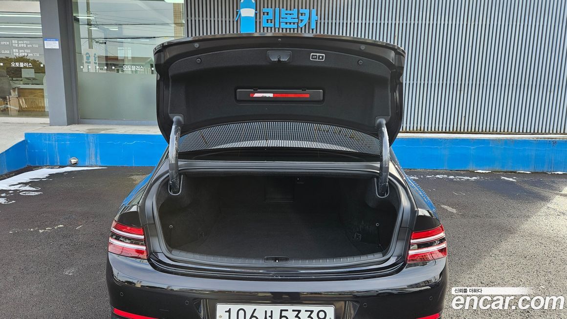 Genesis G80 2023