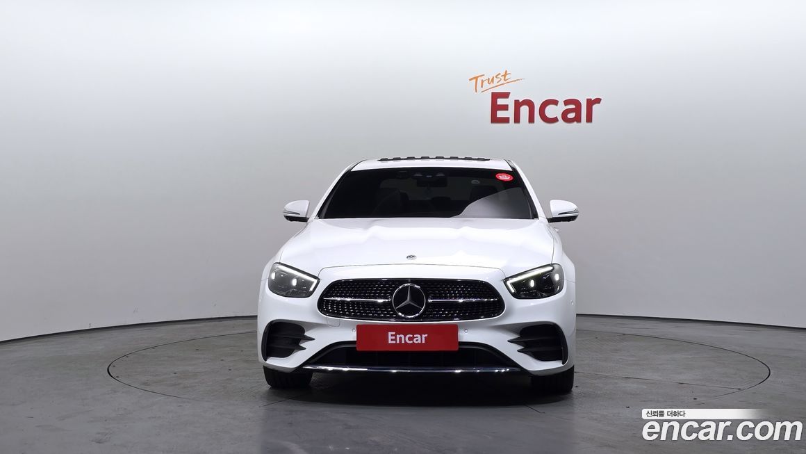 Mercedes-Benz E-Class 2023