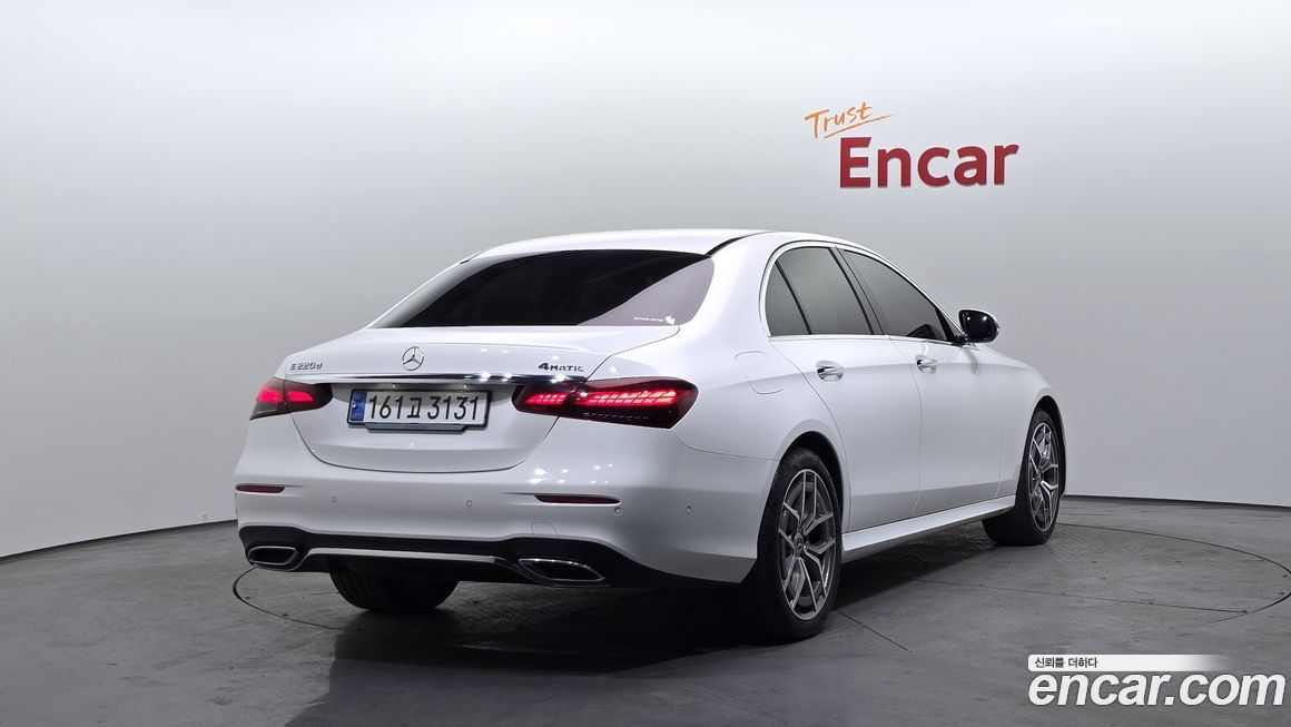 Mercedes-Benz E-Class 2023