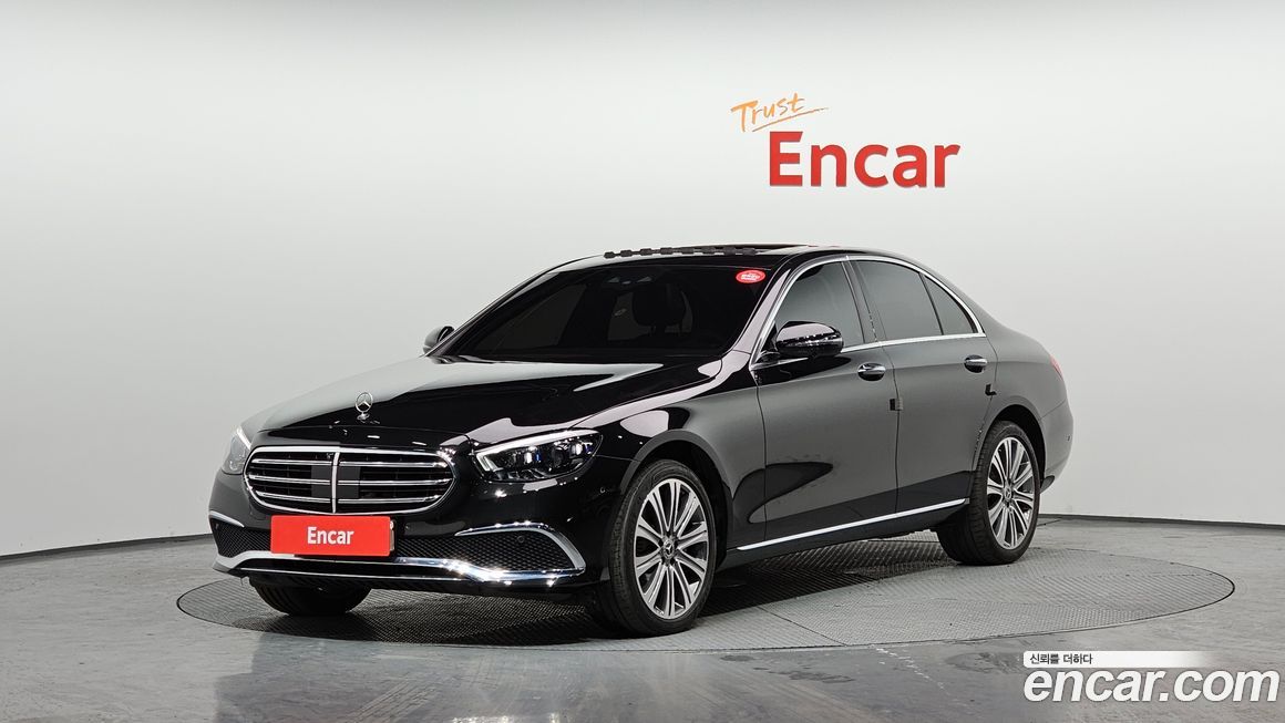 Mercedes-Benz E-Class 2023