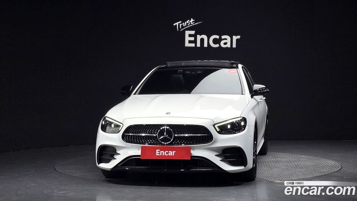 Mercedes-Benz E-Class 2023