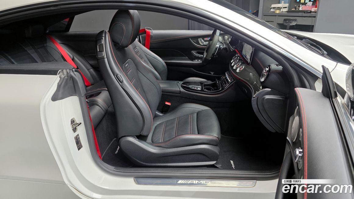 Mercedes-Benz E-Class 2021