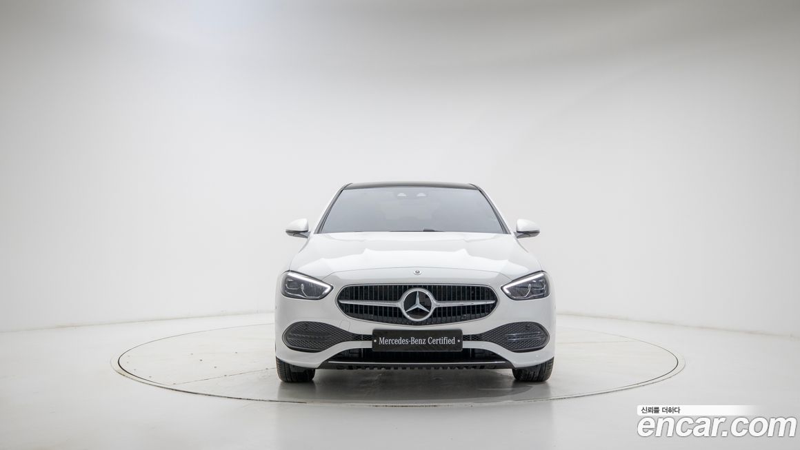 Mercedes-Benz C-Class 2025