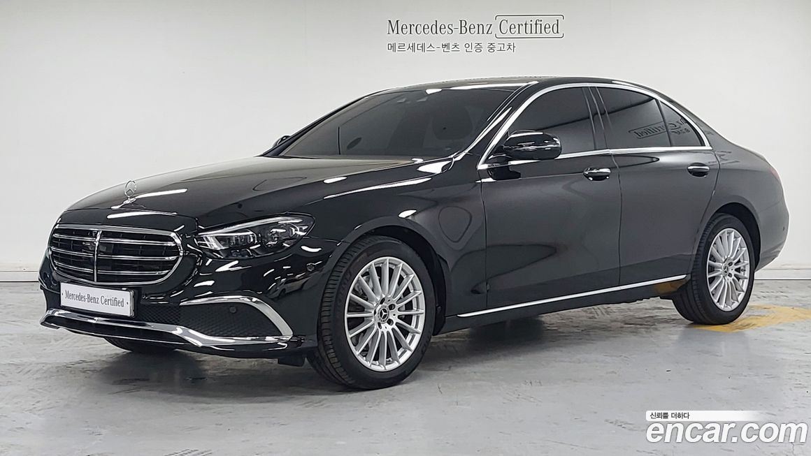 Mercedes-Benz E-Class 2023