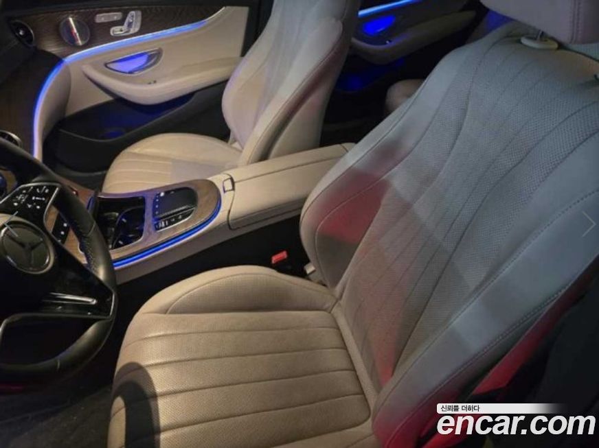 Mercedes-Benz E-Class 2023