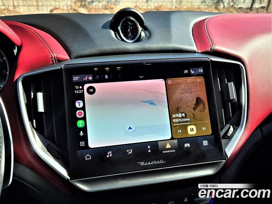 Maserati Ghibli 2021