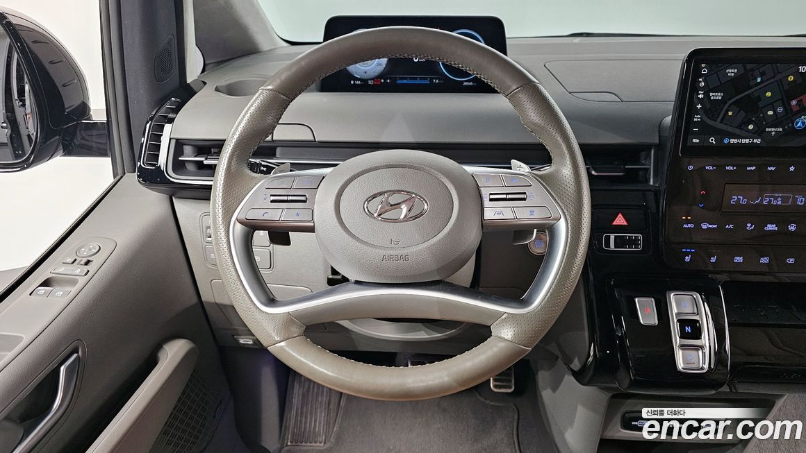 Hyundai Staria 2023