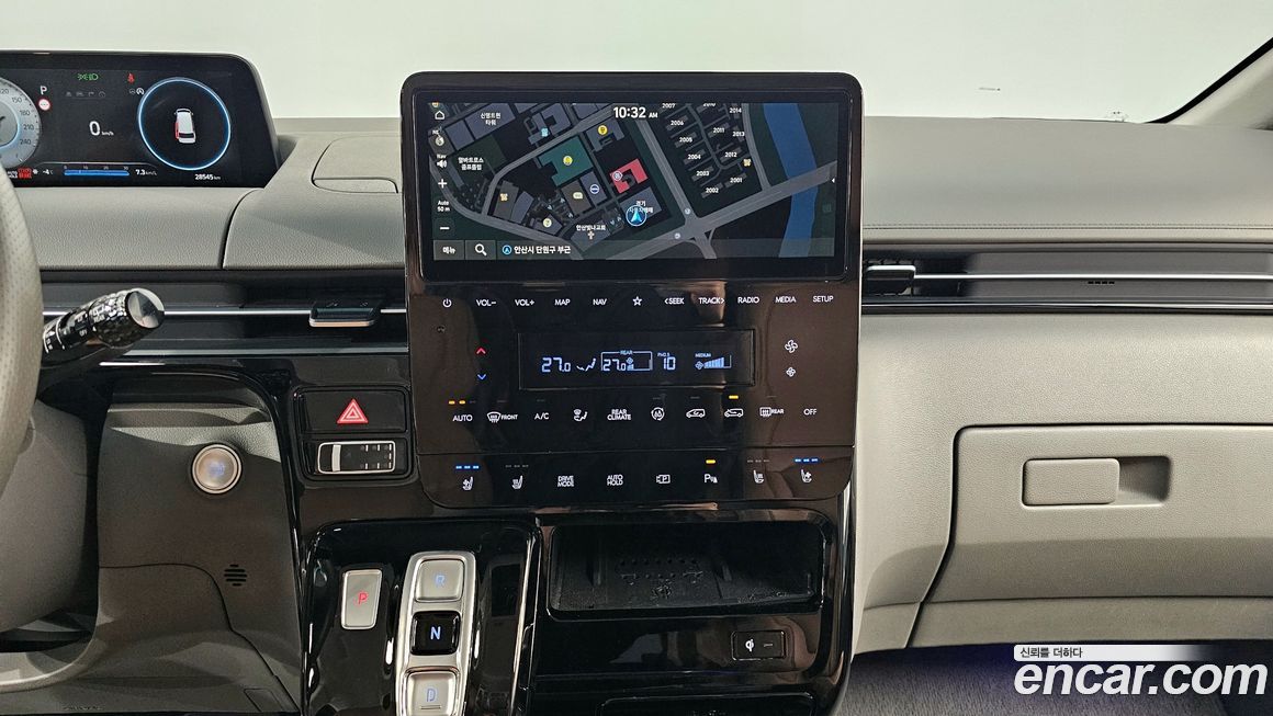 Hyundai Staria 2023