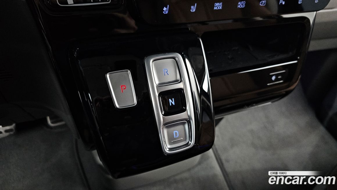 Hyundai Staria 2023
