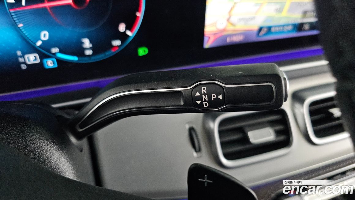 Mercedes-Benz GLE-Class 2021