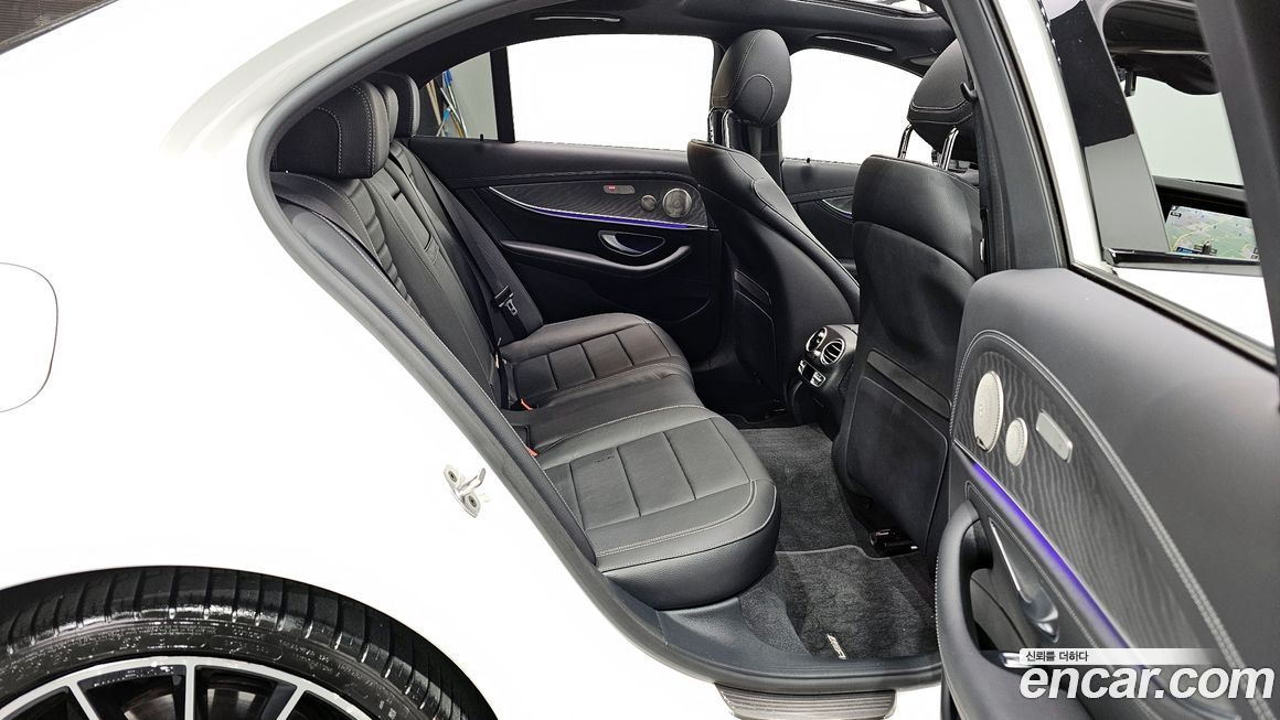 Mercedes-Benz E-Class 2023