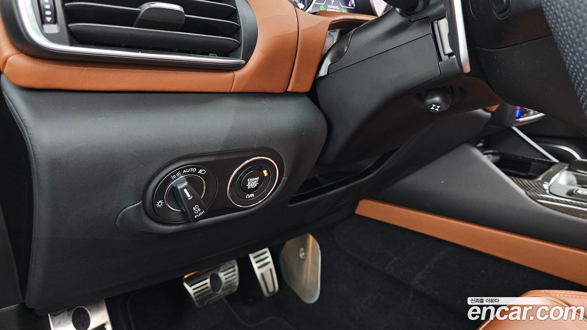 Maserati Levante 2021