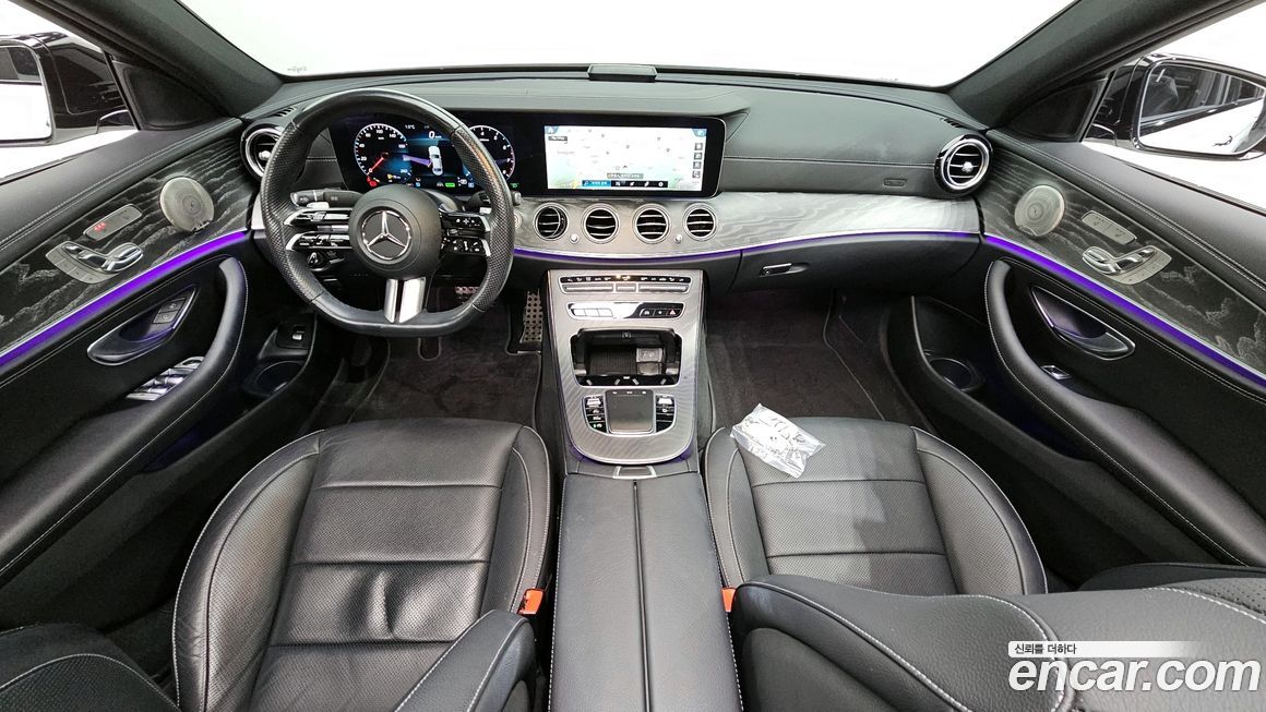 Mercedes-Benz E-Class 2023