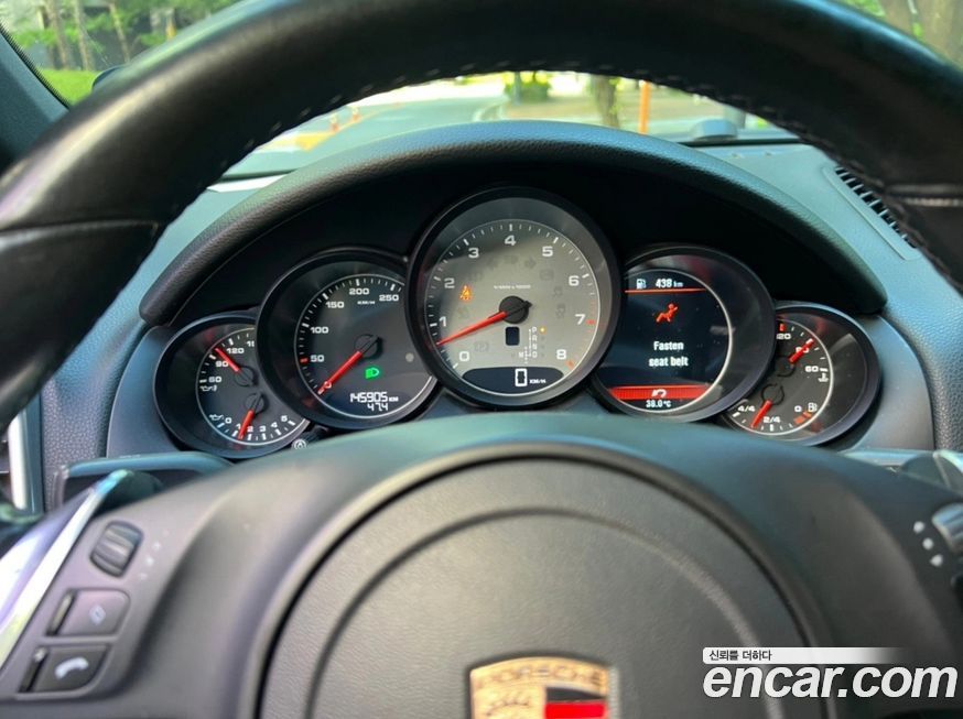 Porsche Cayenne 2011