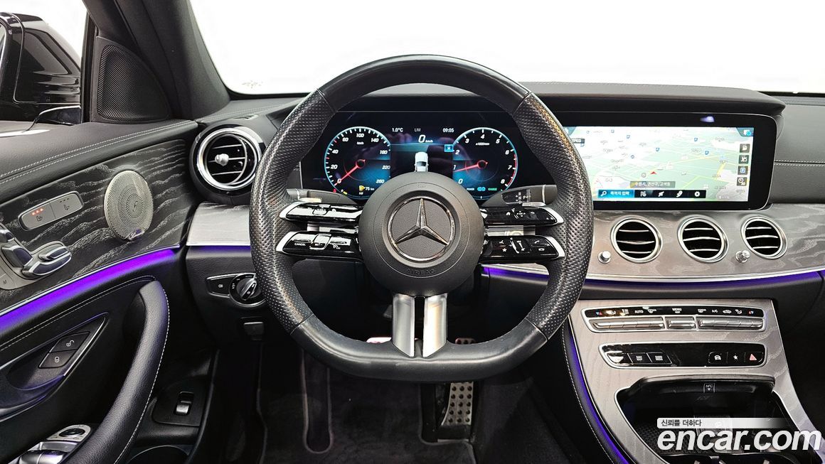 Mercedes-Benz E-Class 2023