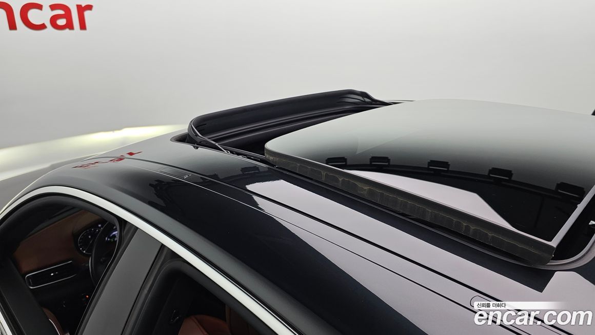 Maserati Levante 2021