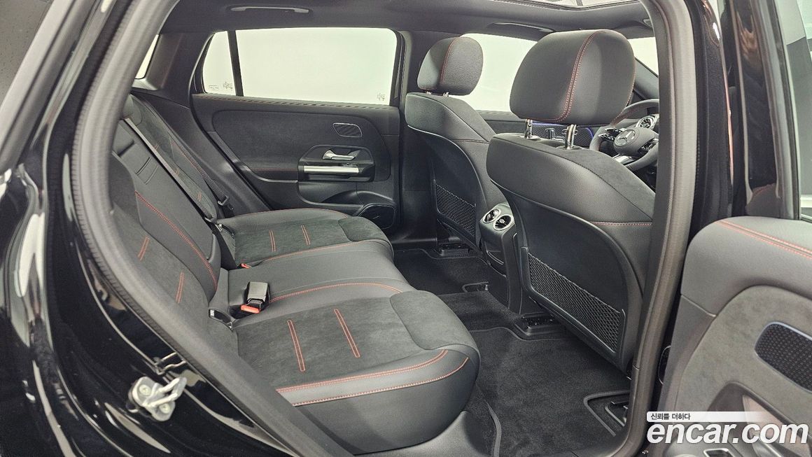 Mercedes-Benz EQA 2025