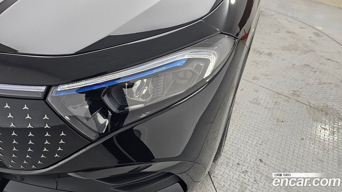 Mercedes-Benz EQA 2025