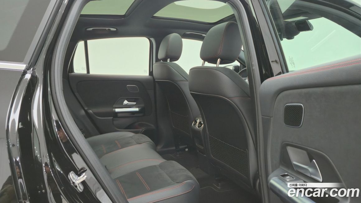 Mercedes-Benz EQA 2025