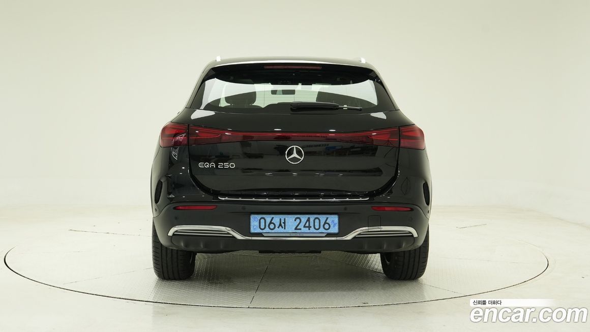 Mercedes-Benz EQA 2025