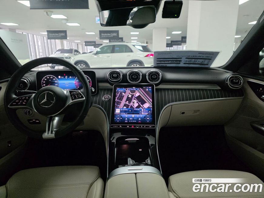 Mercedes-Benz C-Class 2023