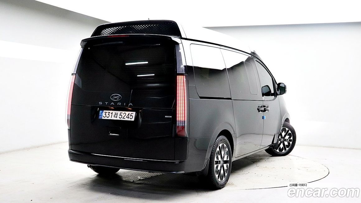 Hyundai Staria 2023