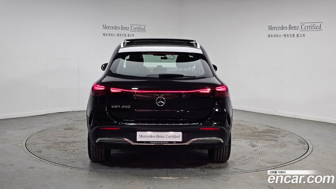 Mercedes-Benz EQA 2025