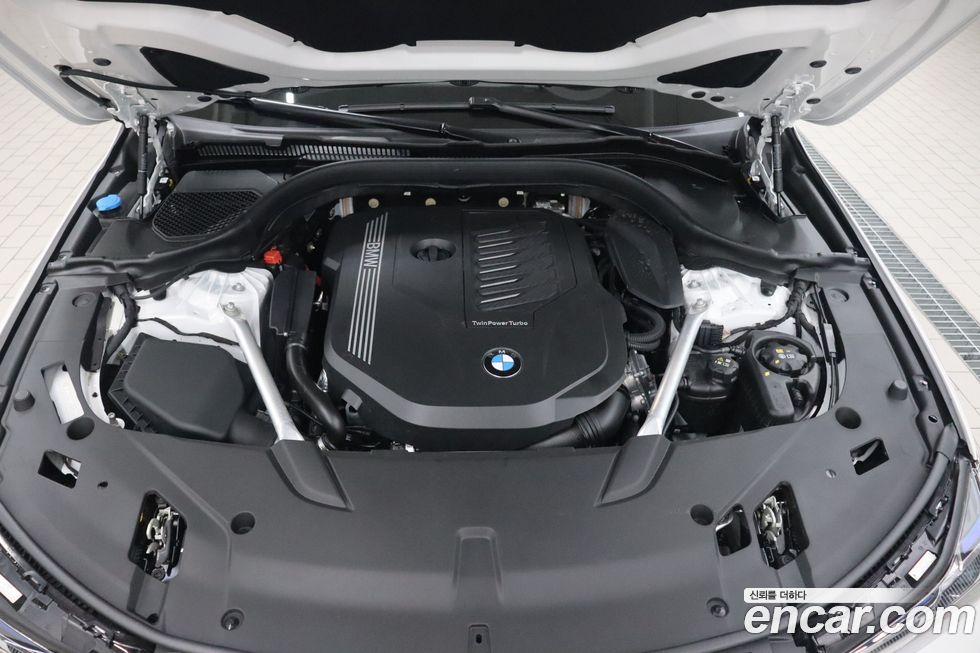 BMW Gran Turismo 2023