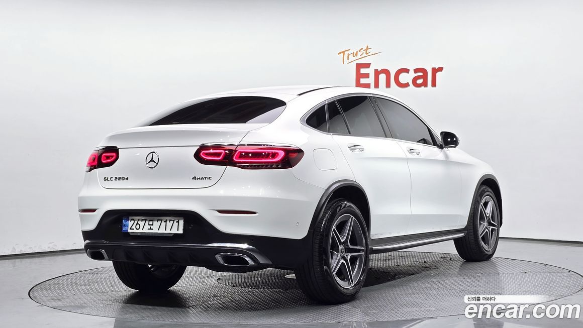 Mercedes-Benz GLC-Class 2023