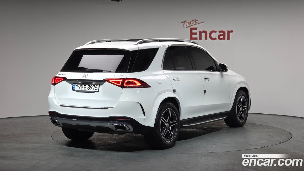 Mercedes-Benz GLE-Class 2021